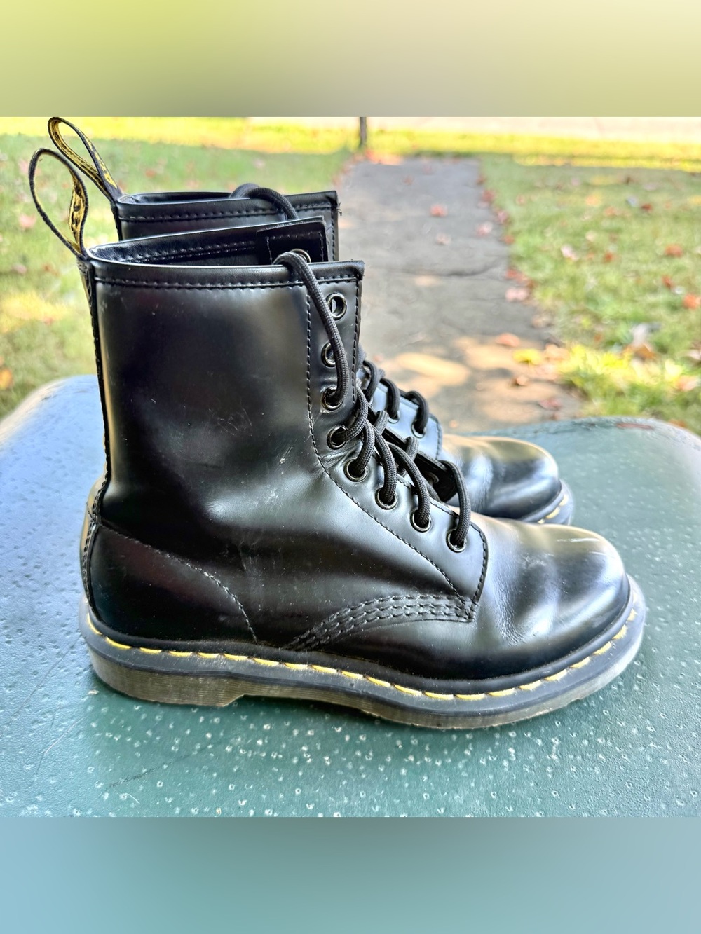 Dr Martens 11621 Black 8 eyelet combat boot womens sz 6 (eu 37 )